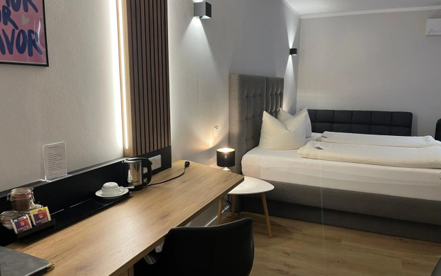 Senator Hotel