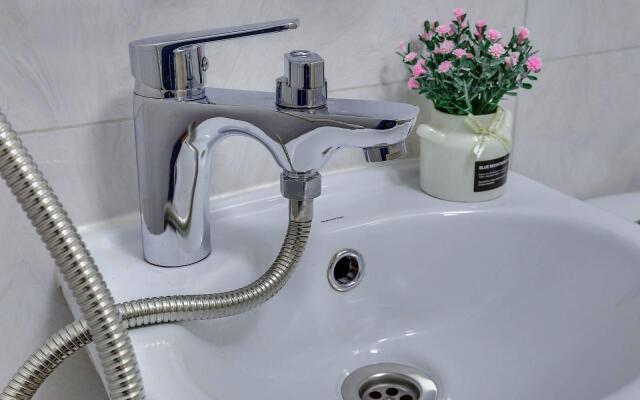 YourHouse (ЙоХаус) на улице Казыбек Би