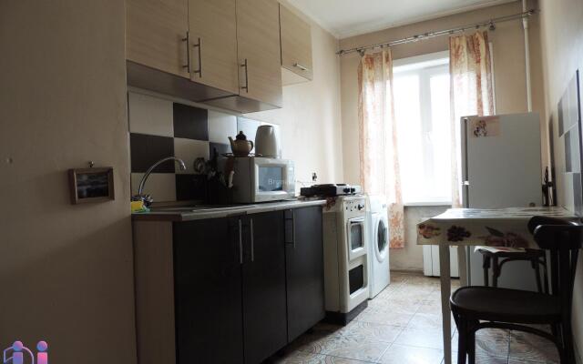 2U (Ту Ю) на улице Мокрова 21