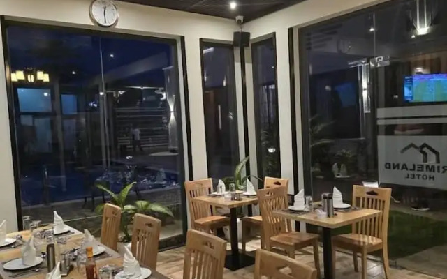 Primeland Hotel