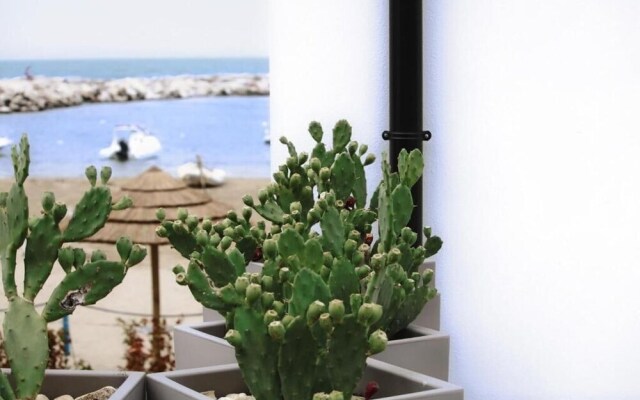 Marina Bay Luxury Rooms