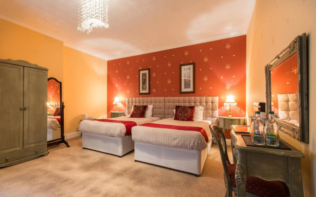 Maenan Abbey Hotel
