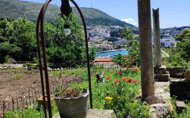 Peaceful house in Dubrovnik