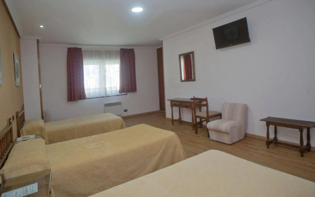 Hospedium Hotel La Marina