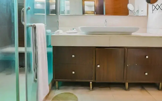 Home@b74 by OYO Rooms