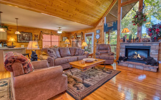 Smoky Mountain Getaway #435