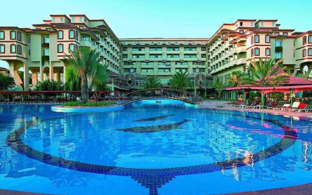 Nova Park Hotel