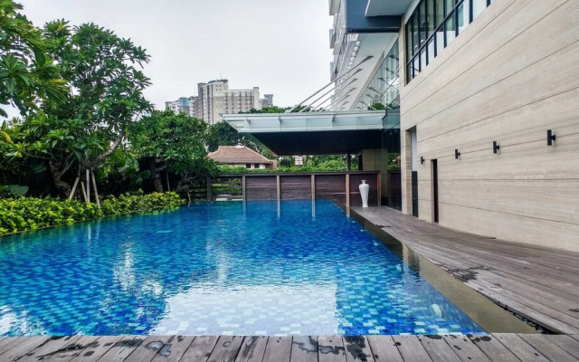 Spacious Elegant 3br Veranda Residence @ Puri Apartment