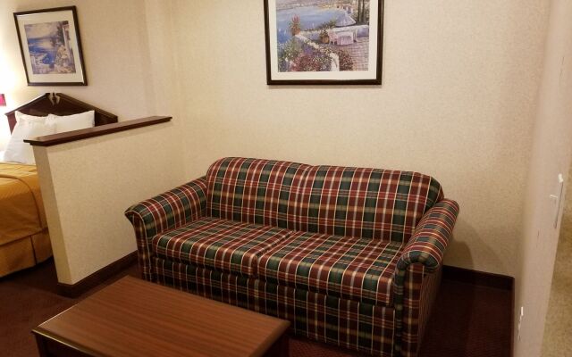 Portland Suites Airport East