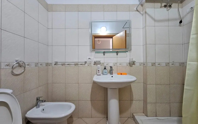 Sea View 1-bed Apartment in Vlore
