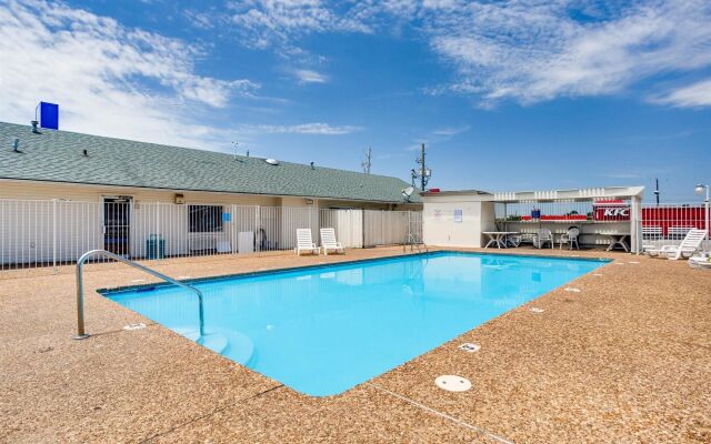 Motel 6 Fayetteville