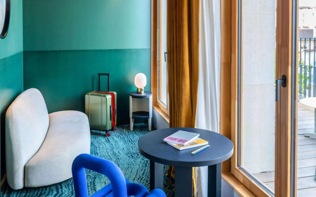 Tribe Paris Clichy