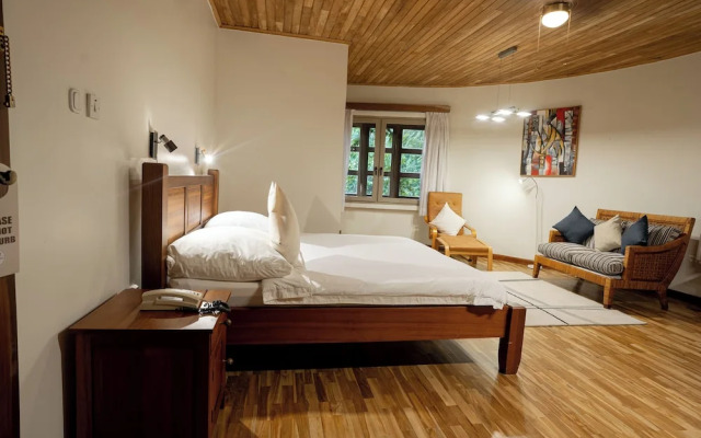 Esther's Hotel