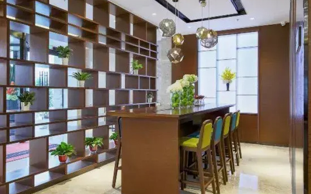 Hunan meet huan friends hotel