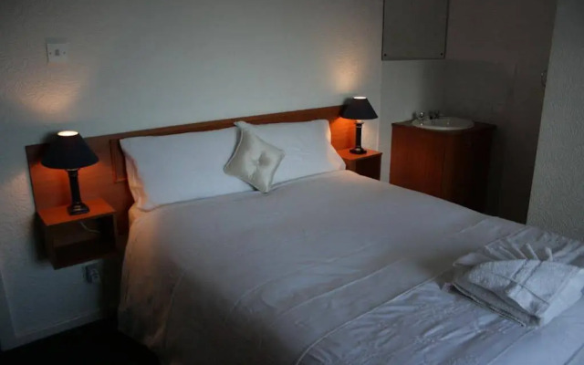 The Rowan Hotel
