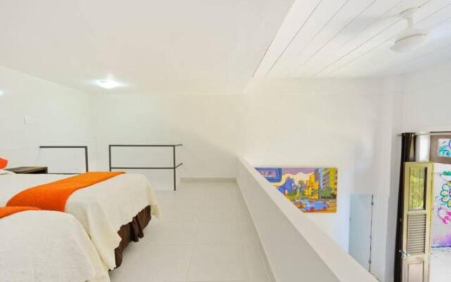 CasaJOMO Art, Food & Music B&B