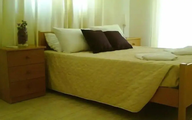 Rosie Apartment