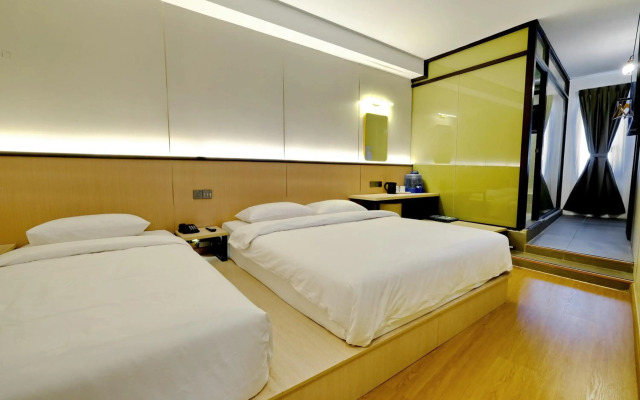 Ming Paragon Hotel