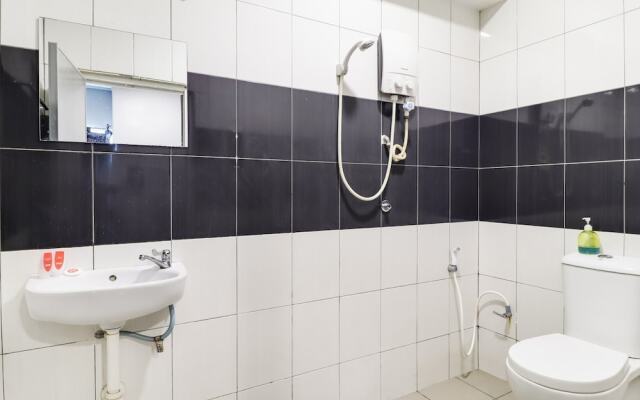 Moonnight Hotel by OYO Rooms