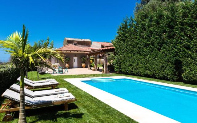 Epimenidis House