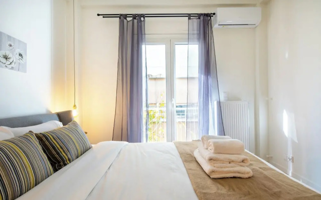Mystique 2-Bedroom Apartment in Athens