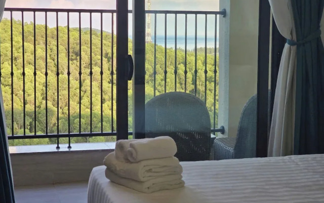 SenSea Hillside APT - Sunset Town PQ