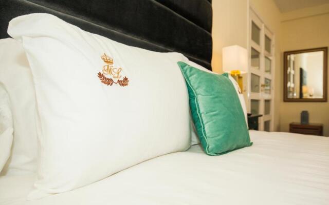 ML Apartments Charming Rooms