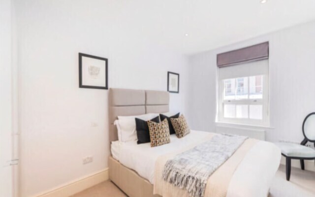 The Mayfair Oxford Street Apartment