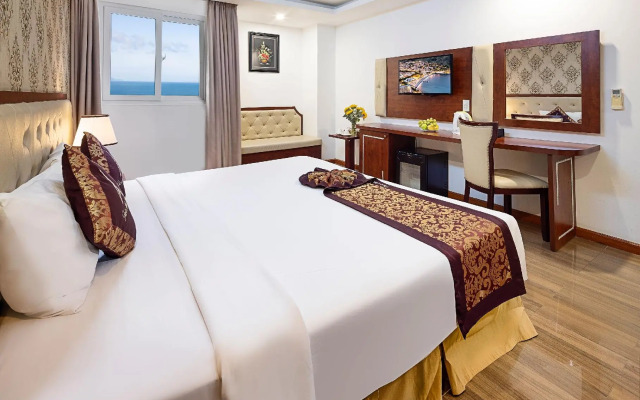 Paris Nha Trang Hotel & Apartment