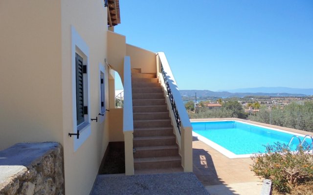 Villa With 4 Bedrooms in Porto Cheli, With Wonderful sea View, Private