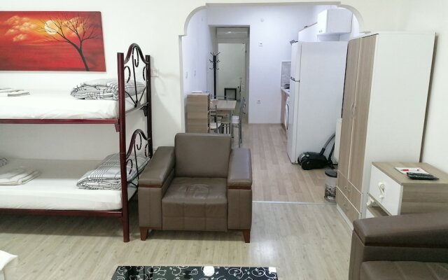 Galata Waterfall Apartment