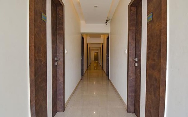 Fabhotel Rs Apartment