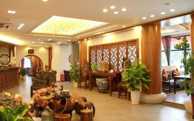 Pingmenlou Hotel