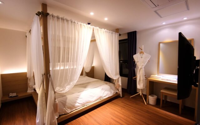 Illroy Resort