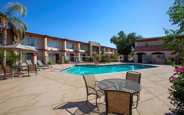 Best Western Phoenix Goodyear Inn