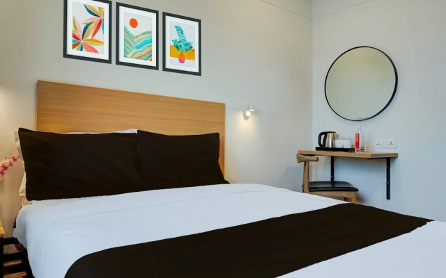 Cozy Deluxe Stays at Balewadi Pune