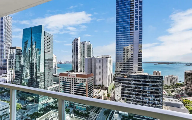 Lyx Suites at One Broadway