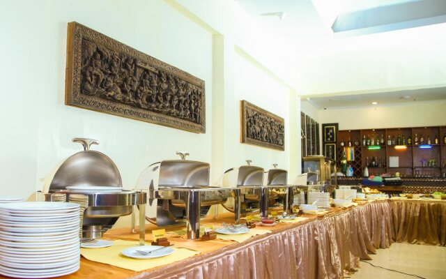 Hotel Yadanarbon