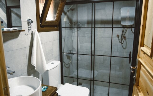 Sapanca Casamia Suit