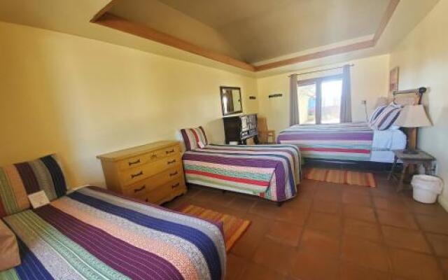 29 Palms Inn