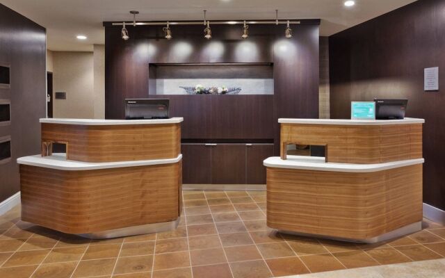 Courtyard by Marriott Dallas Grand Prairie