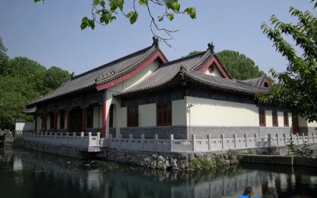 Pearl-Spring Hotel - Jinan – Outside – Jinan