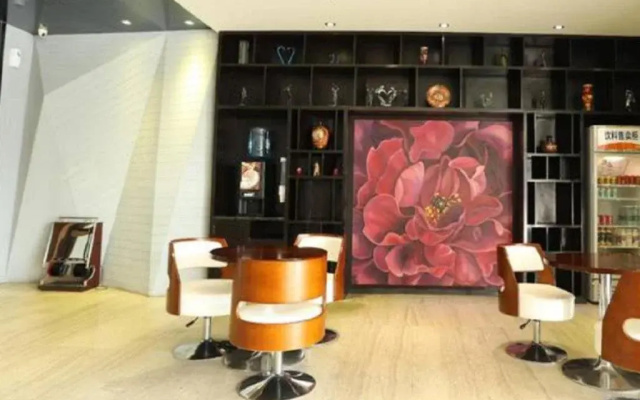 Yasite Hotel