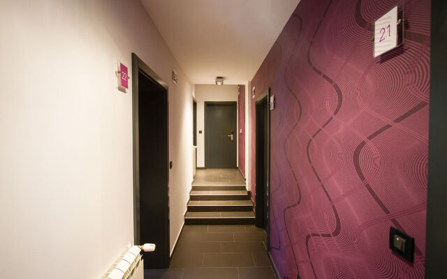 Log In Rooms