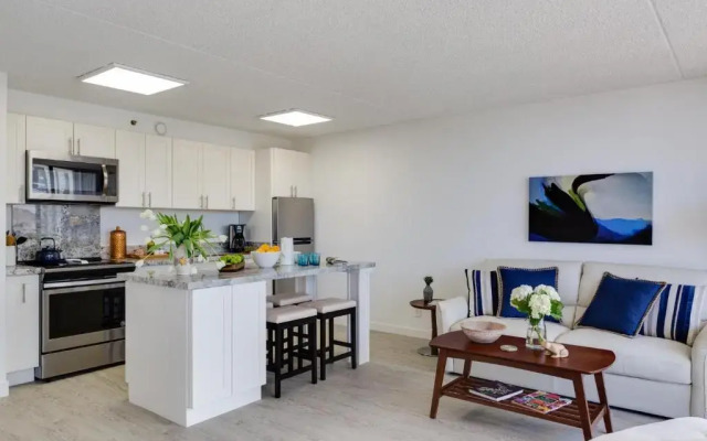Waikiki Banyan #2603-T1