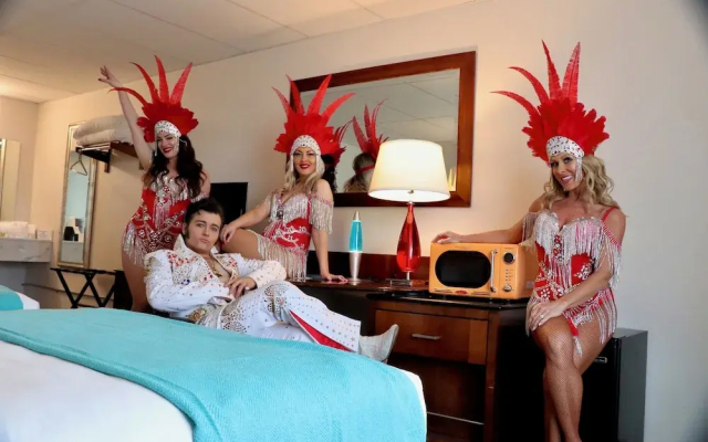 The Retro Hotel