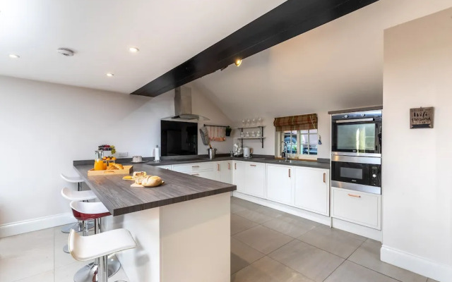 HC Property - The Byre