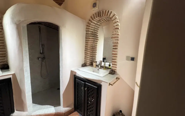 Riad Ksar Agdid