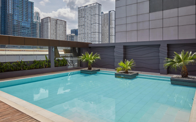 F1 Hotel Manila