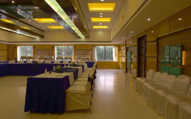 Gemini Continental Lucknow